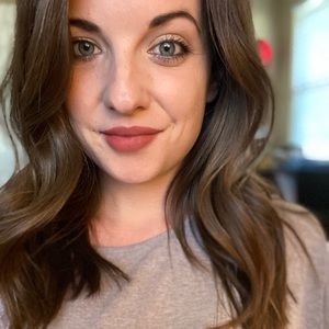 Meet your Posher, Macy